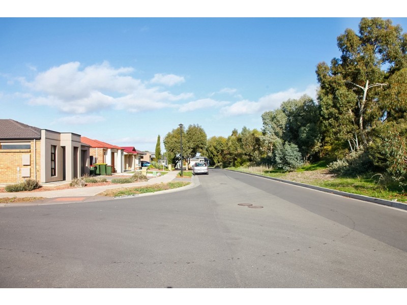 32 WATTLEBIRD DR, Burton SA 5110