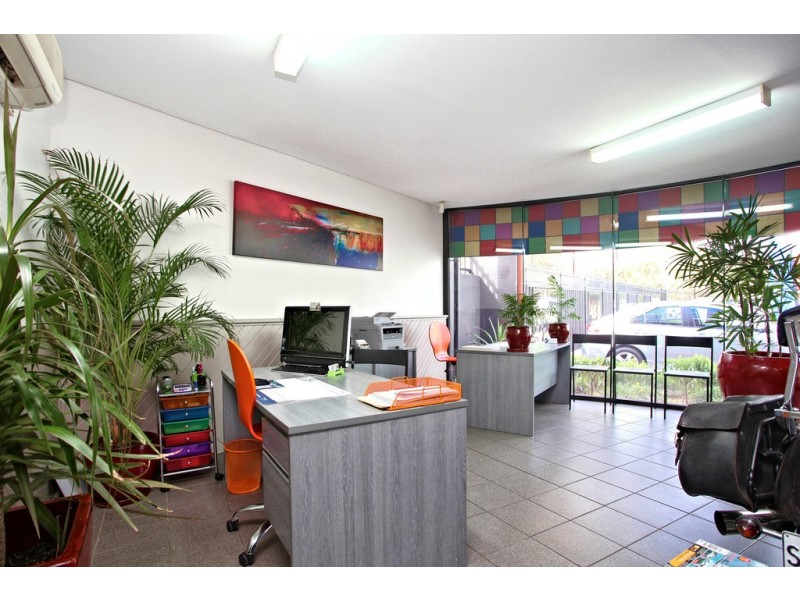 16 Anderson Walk, Smithfield SA 5114