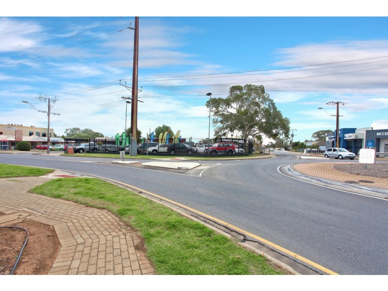 16 Anderson Walk, Smithfield SA 5114