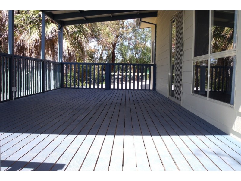 90 Carbenet Drive, Hackham SA 5163