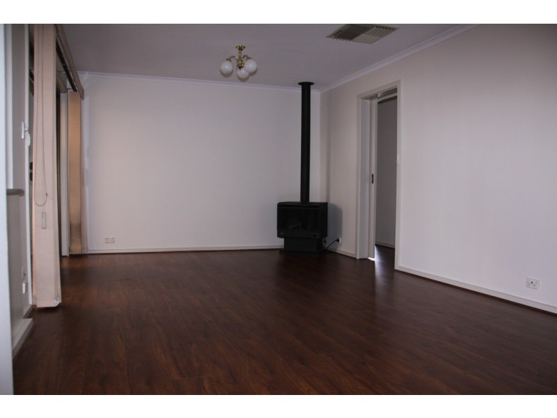 1 Lawson Road, Happy Valley SA 5159
