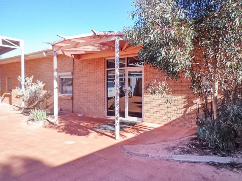 Lot 2501 Hutchison St, Coober Pedy SA 5723