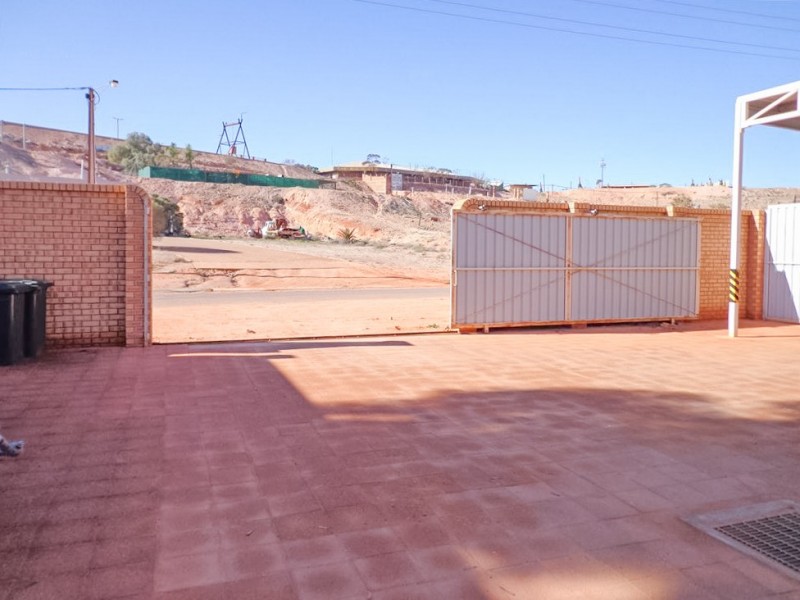 Lot 2501 Hutchison St, Coober Pedy SA 5723