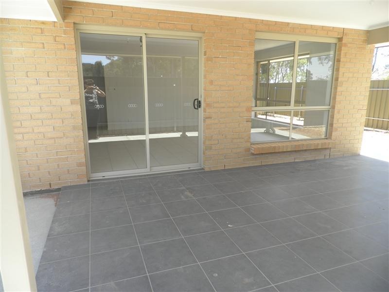 8 HIGH GROVE CT, Andrews Farm SA 5114