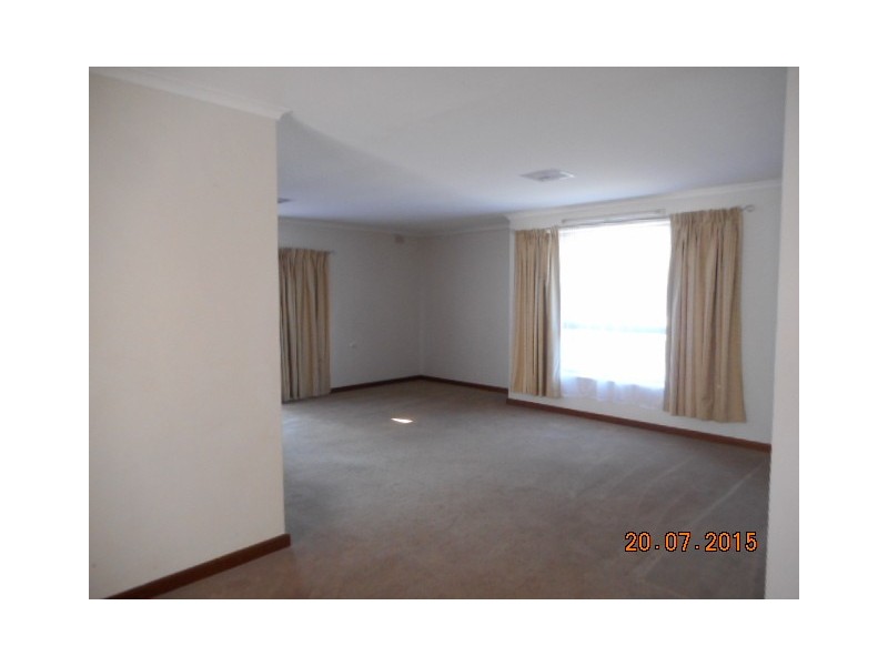 25 Trotters Drive, Globe Derby Park SA 5110