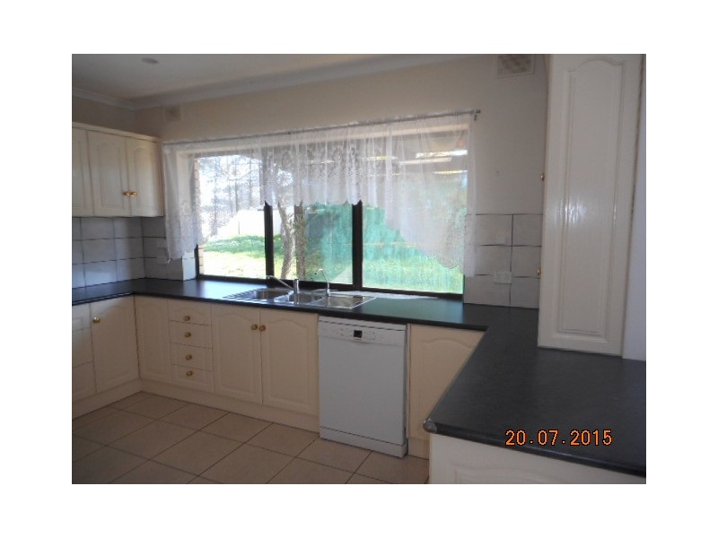 25 Trotters Drive, Globe Derby Park SA 5110