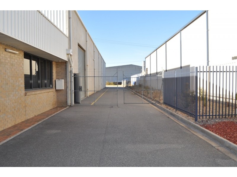 5 Wiley St, Elizabeth South SA 5112