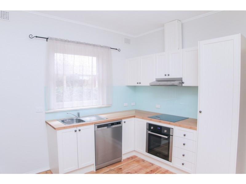 2 Albert Street, Glenelg East SA 5045