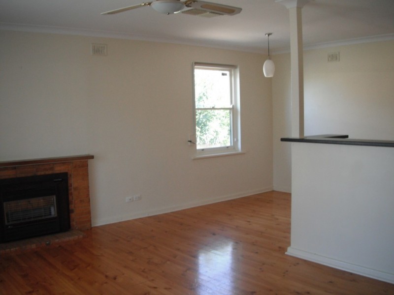 8 Byard Road, Mitchell Park SA 5043