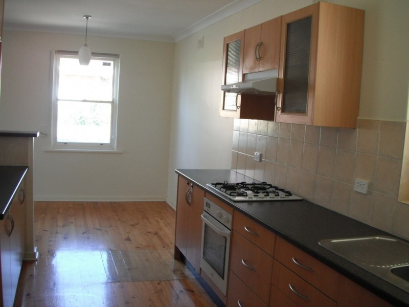 8 Byard Road, Mitchell Park SA 5043