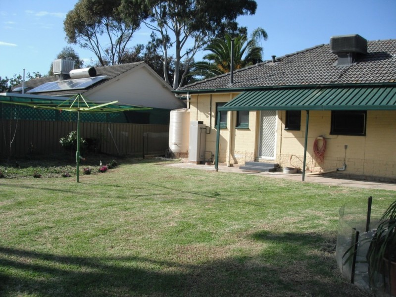 8 Byard Road, Mitchell Park SA 5043