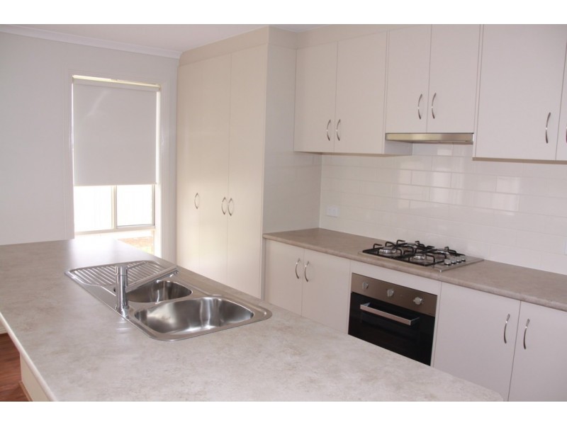 38 Joy Crescent, Murray Bridge SA 5253