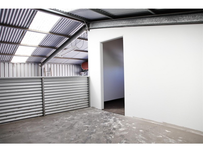 9 Frederick St, Cavan SA 5094