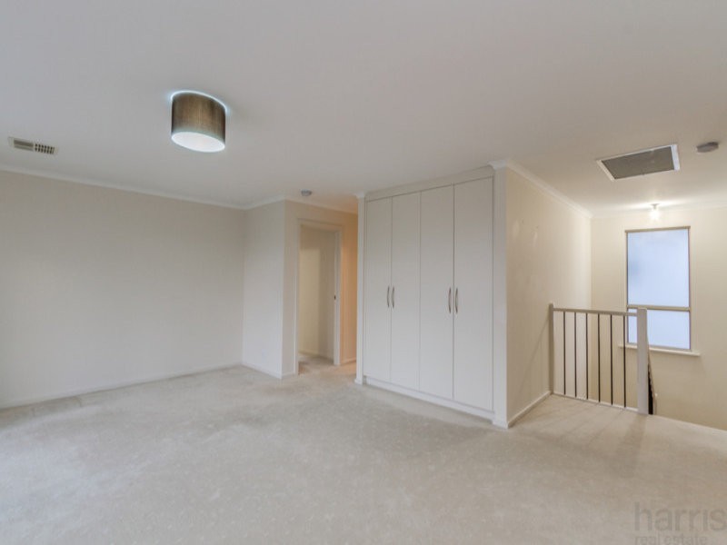 40 Mowbray Street, Mawson Lakes SA 5095