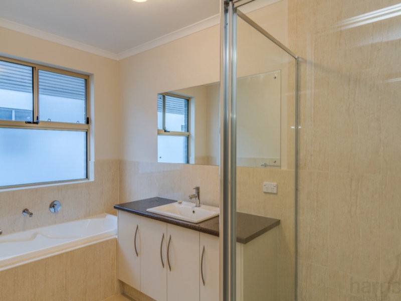 40 Mowbray Street, Mawson Lakes SA 5095