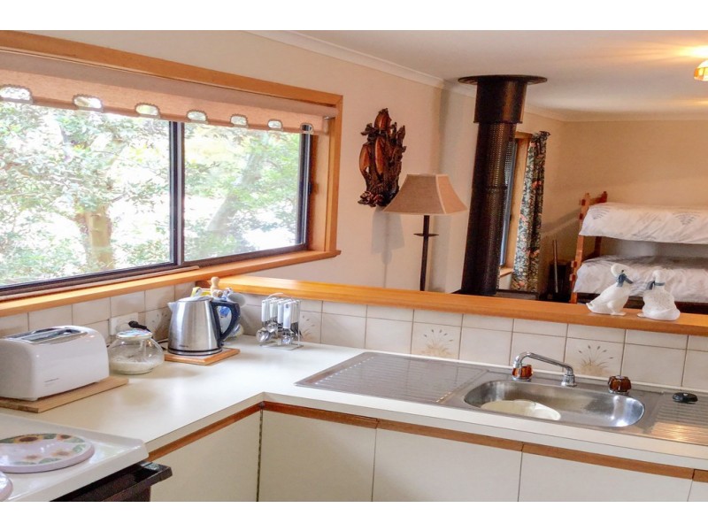 20 COOPER ST, Port Clinton SA 5570