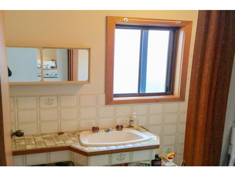 20 COOPER ST, Port Clinton SA 5570