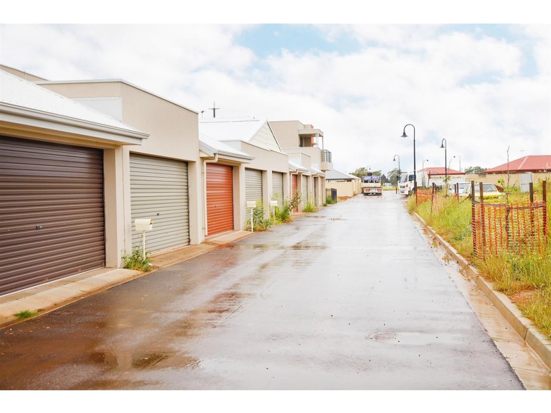 19 Flax-lily Lane, Munno Para West SA 5115