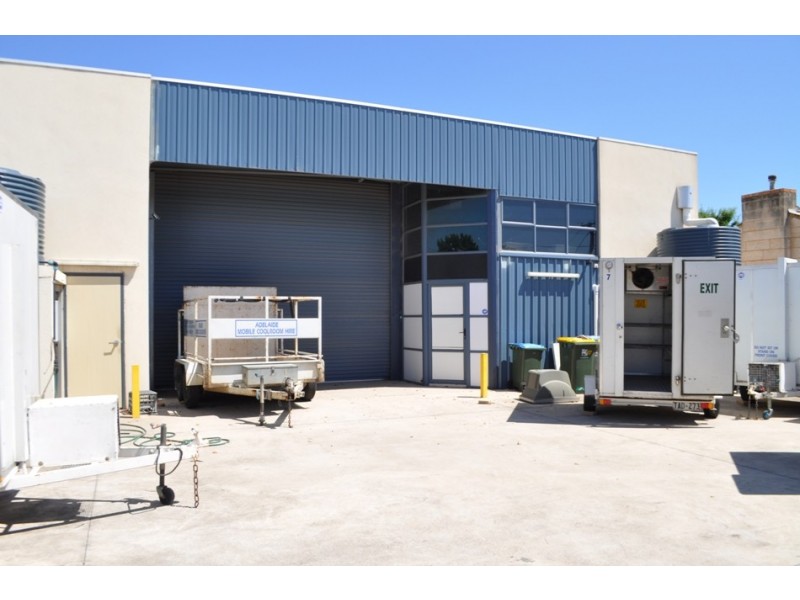 17 Second St, Wingfield SA 5013