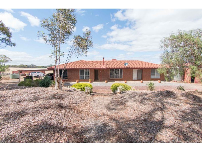 576 MEDLOW RD, Uleybury SA 5114