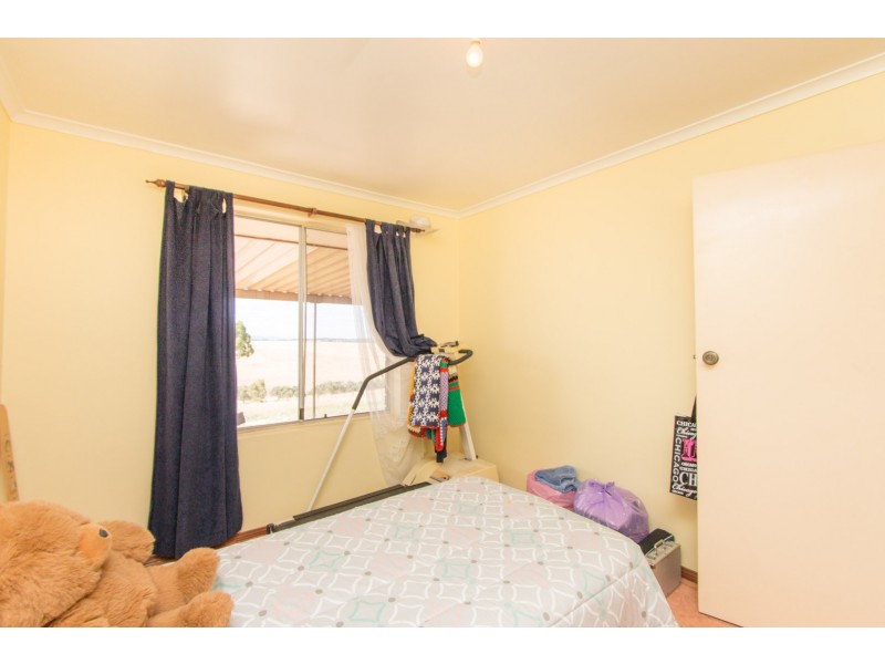 576 MEDLOW RD, Uleybury SA 5114