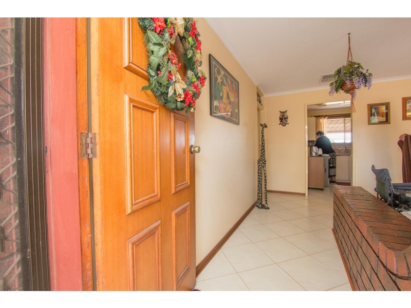 576 MEDLOW RD, Uleybury SA 5114