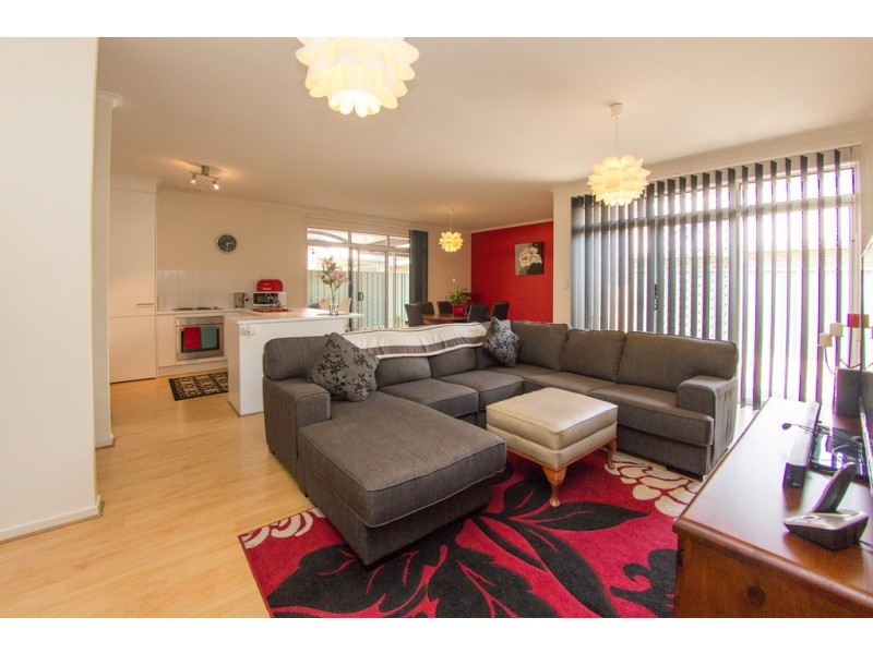 6 PIER LANE, Mawson Lakes SA 5095