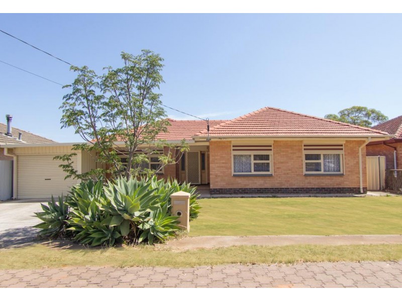 17 LYNNE STREET, Brahma Lodge SA 5109