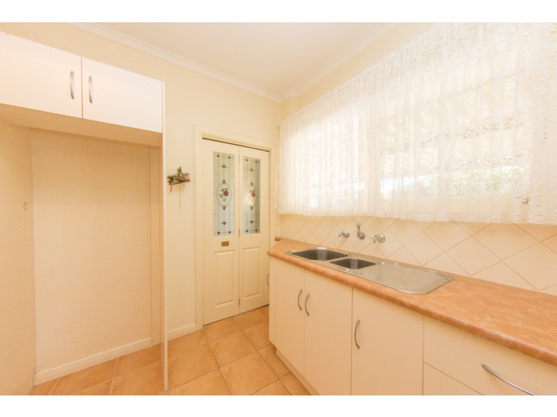 17 LYNNE STREET, Brahma Lodge SA 5109