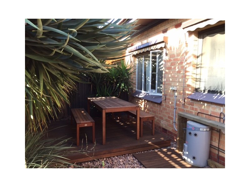 22 Almond Grove, Glandore SA 5037