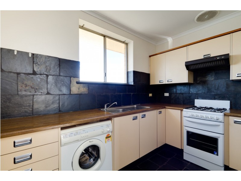 50 (unit 13) Adelphi Cres, Glenelg North SA 5045