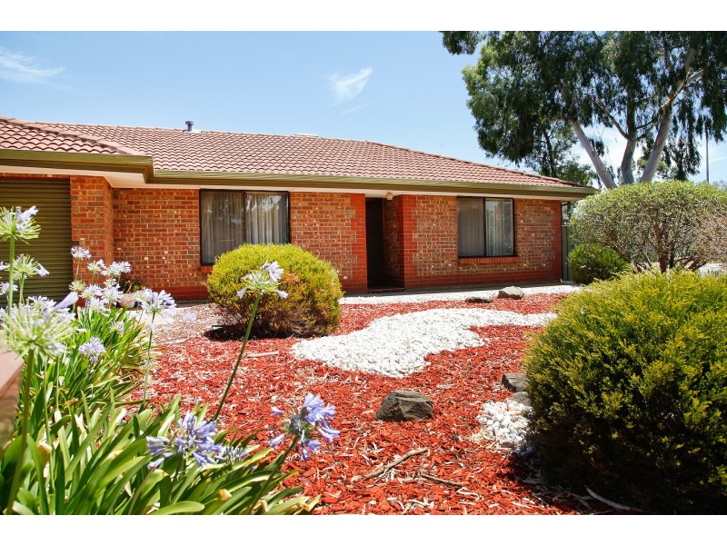 2/12 PRIMROSE CT, Parafield Gardens SA 5107