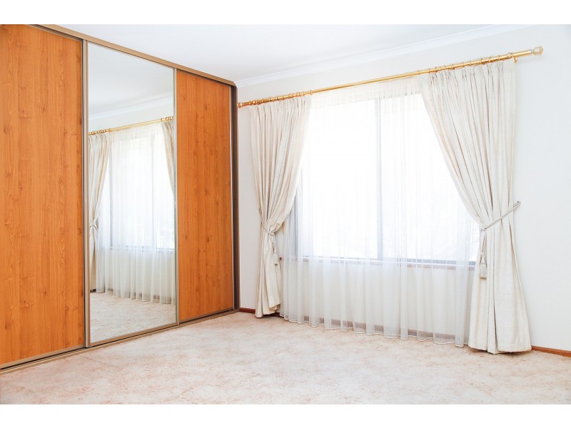 2/12 PRIMROSE CT, Parafield Gardens SA 5107