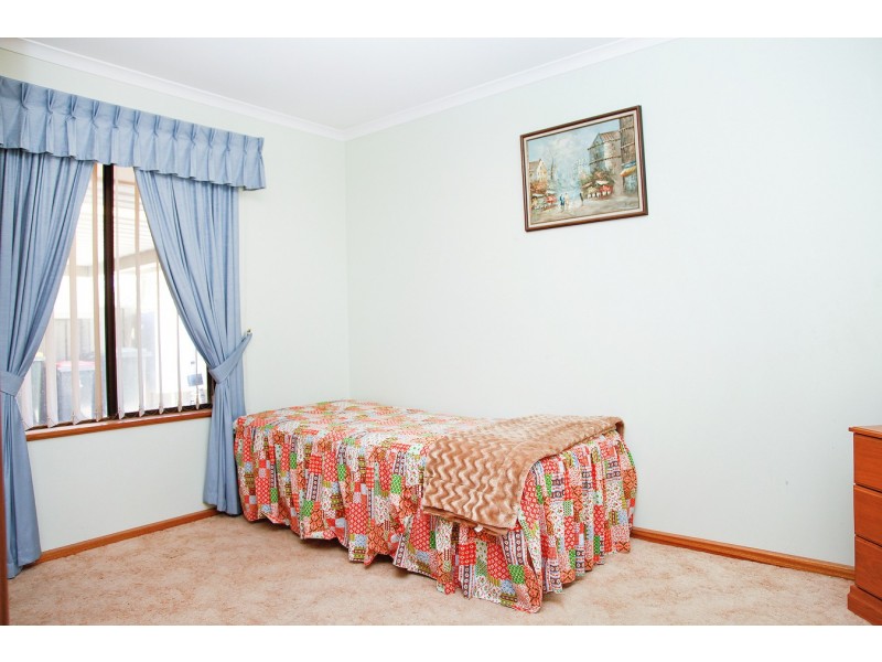 2/12 PRIMROSE CT, Parafield Gardens SA 5107