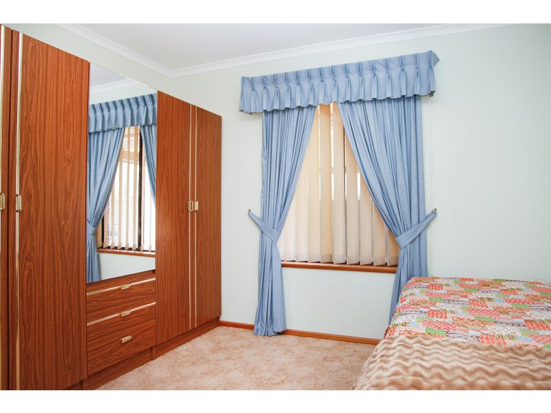 2/12 PRIMROSE CT, Parafield Gardens SA 5107