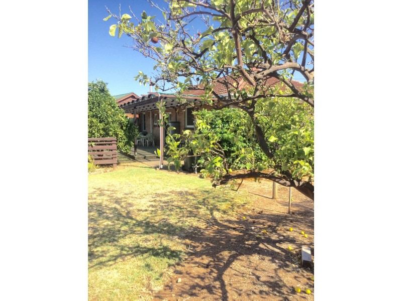 2 MAILEY CRES, Parafield Gardens SA 5107