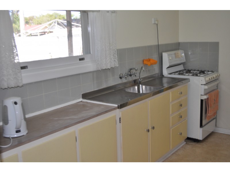 2 MAILEY CRES, Parafield Gardens SA 5107