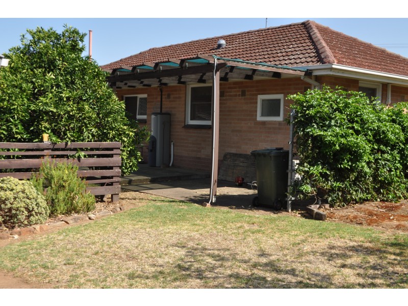 2 MAILEY CRES, Parafield Gardens SA 5107