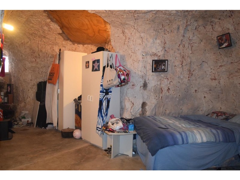 31 Stingas Road, Coober Pedy SA 5723