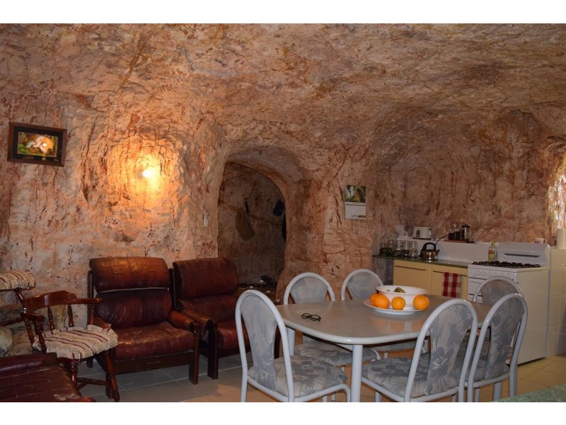 31 Stingas Road, Coober Pedy SA 5723