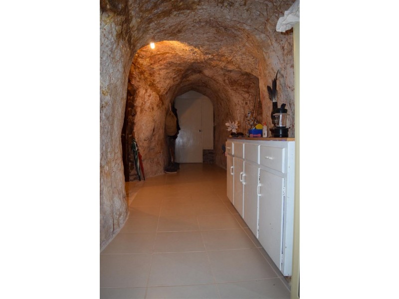 31 Stingas Road, Coober Pedy SA 5723