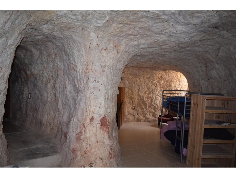 31 Stingas Road, Coober Pedy SA 5723