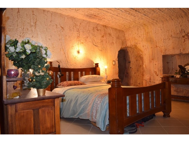 31 Stingas Road, Coober Pedy SA 5723