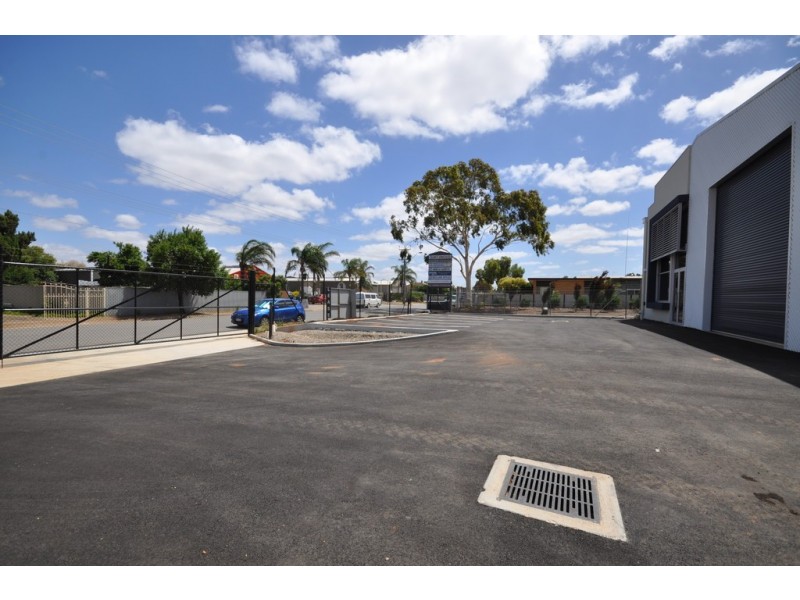 25 Barndioota Rd, Salisbury Plain SA 5109