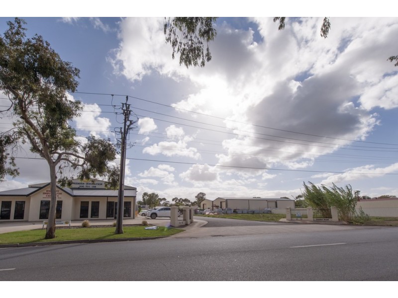 2B/6-12 Stanbel Rd, Salisbury Plain SA 5109