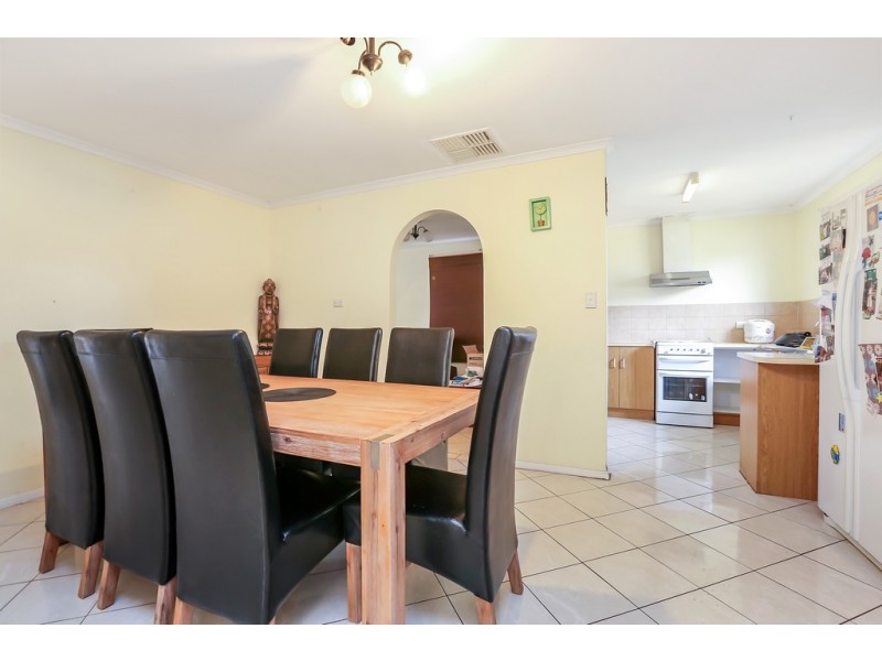 12 Raner Avenue, Parafield Gardens SA 5107