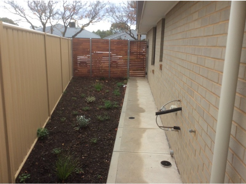 31 Robert Crescent, Smithfield SA 5114