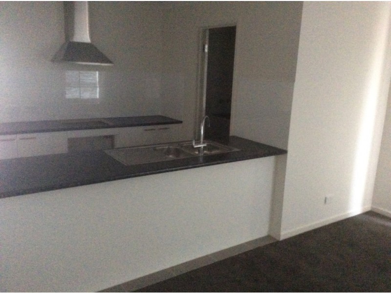 31 Robert Crescent, Smithfield SA 5114