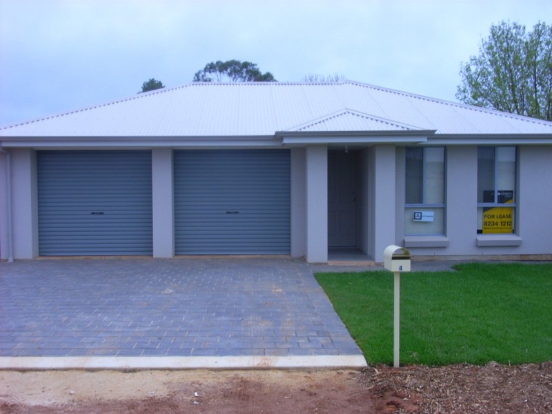 4 Lakeland road, Munno Para West SA 5115