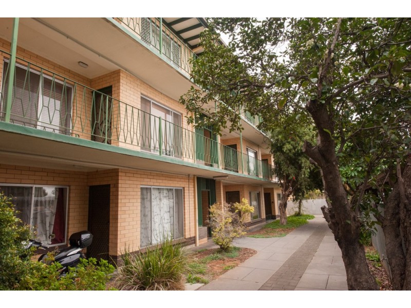 13/414 Sir Donald Bradman Drive, Brooklyn Park SA 5032